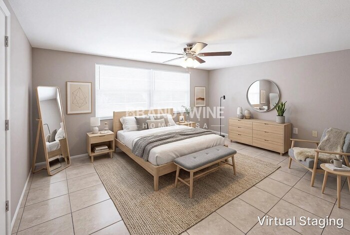 Building Photo - 7815 Treasure Pointe Dr