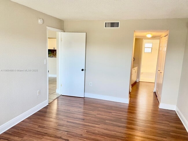 Building Photo - 4235 N University Dr