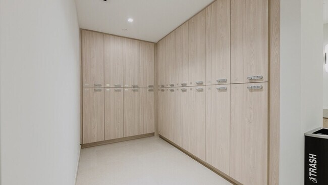 Building Photo - 20 NW 2nd St