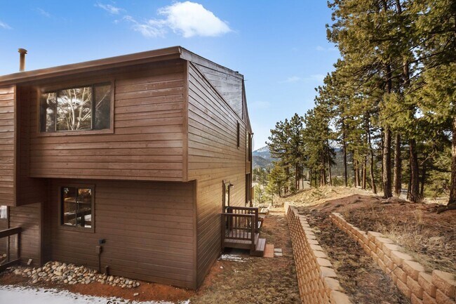 Building Photo - Beautiful Unit on Greenway for rent!