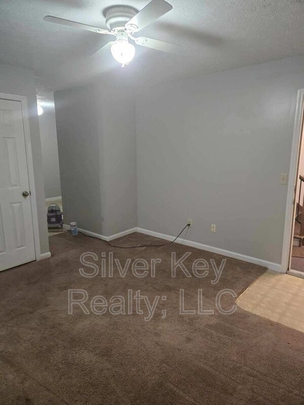 Building Photo - 408-410 Oklahoma St