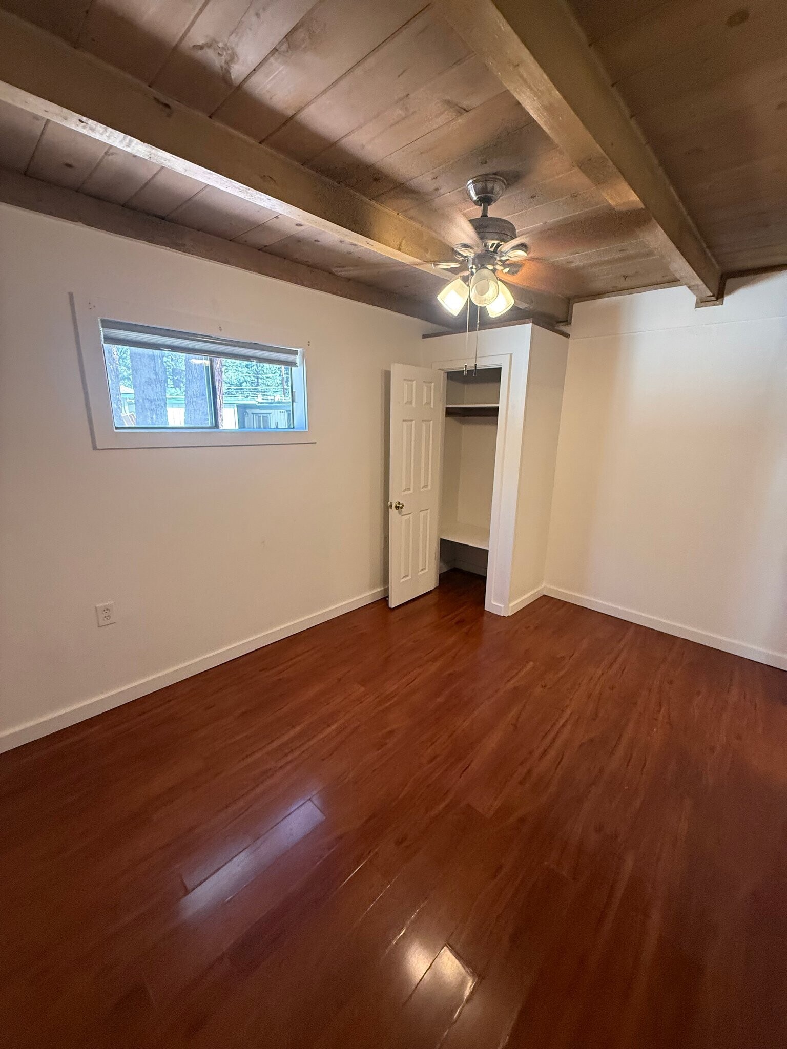 Building Photo - 2975 Sacramento Ave