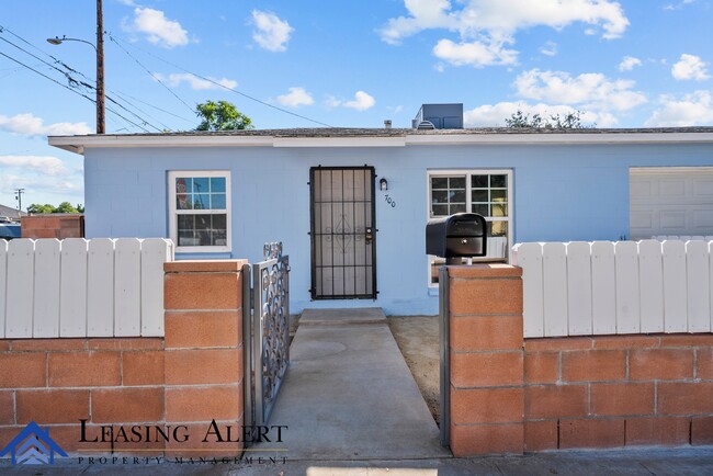 Building Photo - 700 S Kalisher St