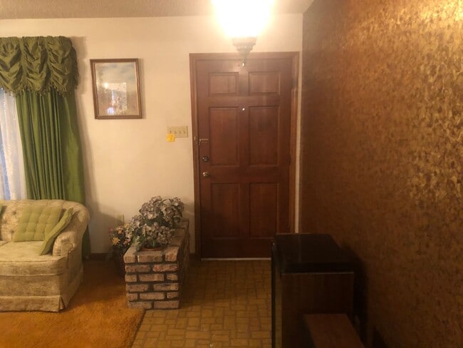 Building Photo - KenilworthSubdivision