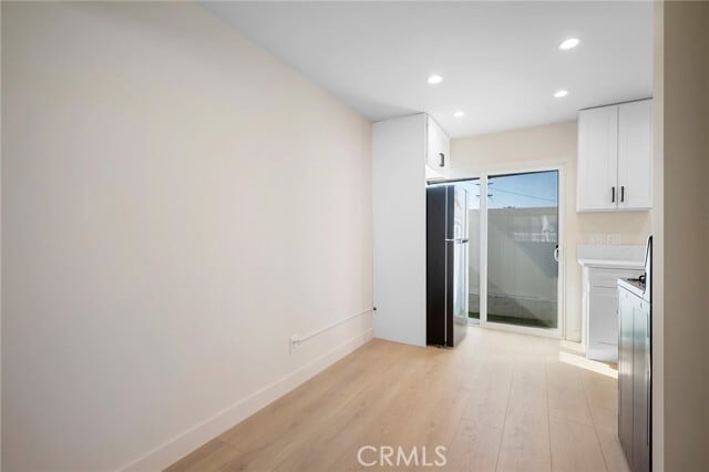 Building Photo - 9917 Marcus Ave