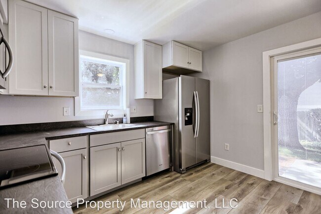 Building Photo - 3 br, 2 bath House - 1631 Barnwood Dr