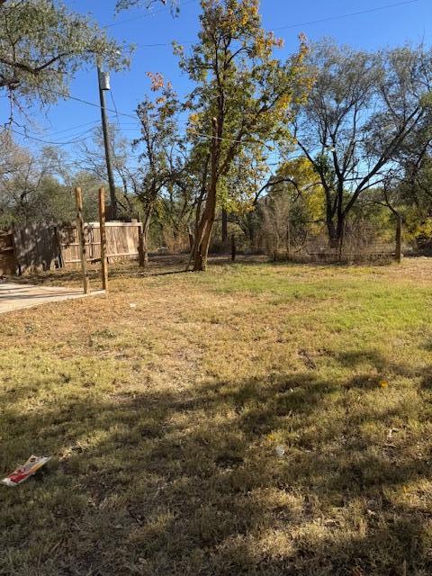 Building Photo - 2710 E 3rd St