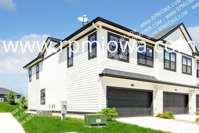 Building Photo - 10097 Stark Dr