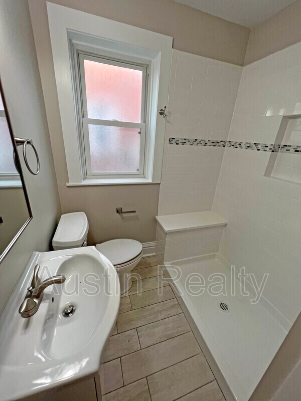 Building Photo - 7316 Lindell Blvd