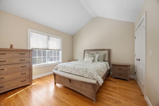 Building Photo - 90 Turtle Brook Rd