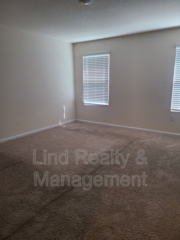 Building Photo - 7737 Legacy Trl