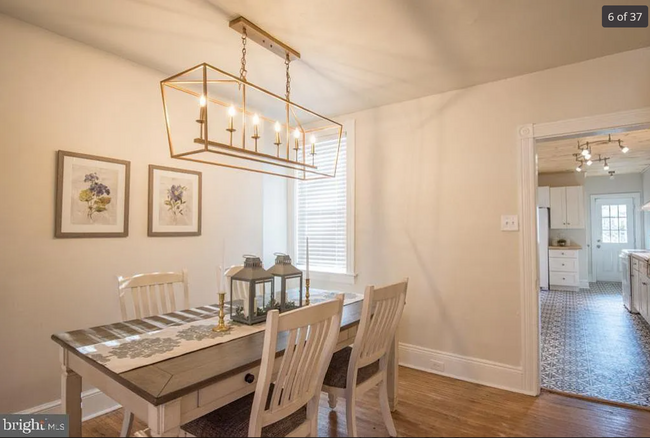 Dining Room - 134 E Liberty St