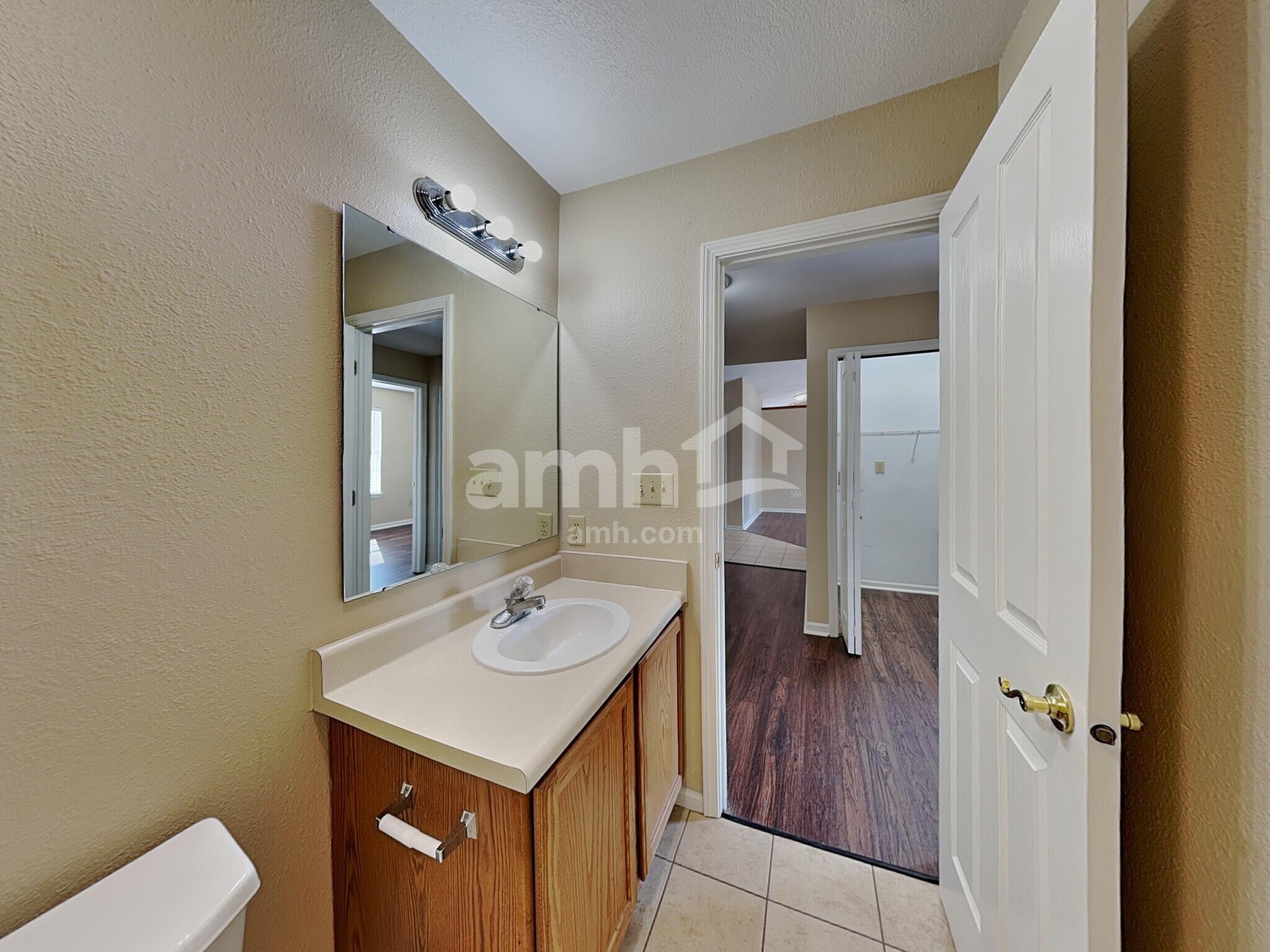 Building Photo - 7215 Kidwell Dr