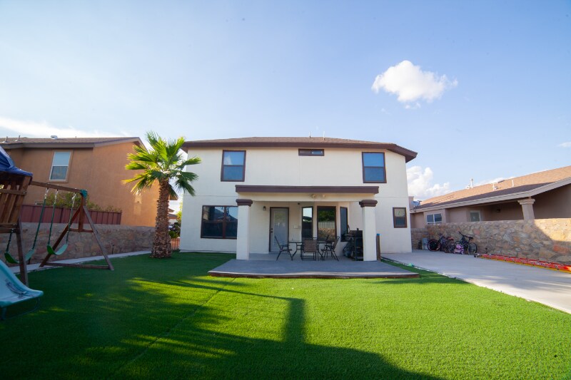 Building Photo - 13260 Emerald Creek Dr