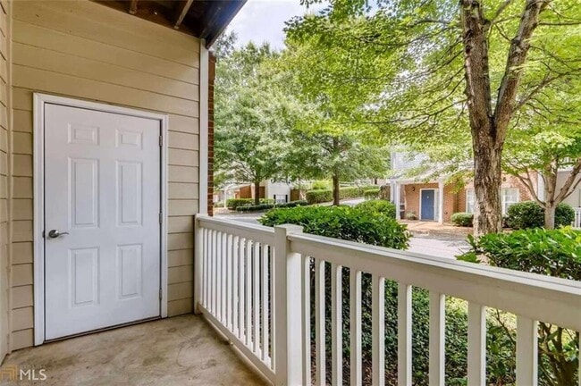 Building Photo - 711 Spring Heights Ln