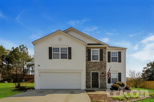 Building Photo - 33 Abbey Ln