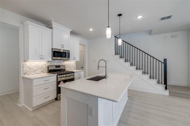 Building Photo - 830 Trace Hawk Ln