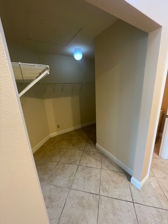 Building Photo - Spacious 2 Bed, 2 Bath House in Prestigious Coto de Caza For Rent!