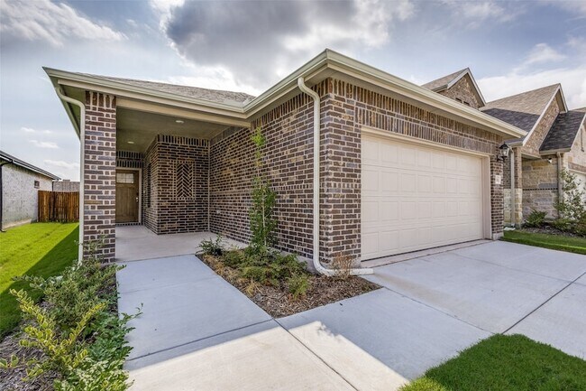 Building Photo - 6006 Alderton Dr