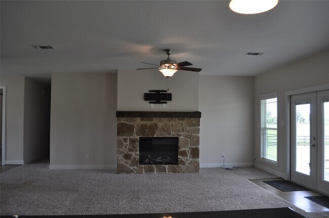 Building Photo - 2502 Majestic Oaks Ct