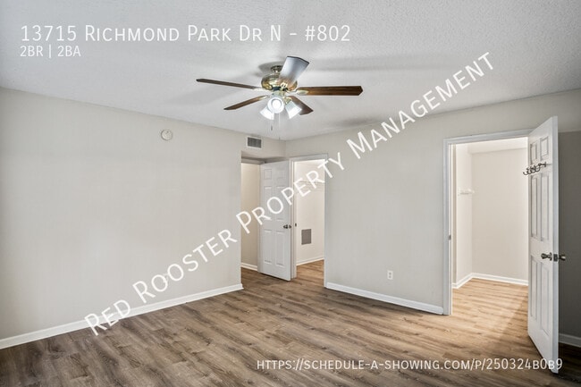 Building Photo - 13715 Richmond Park Dr N