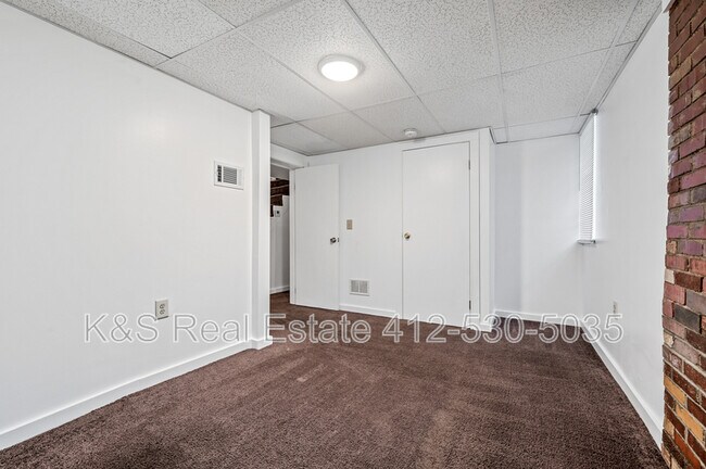 Building Photo - 30 Woodville Ave