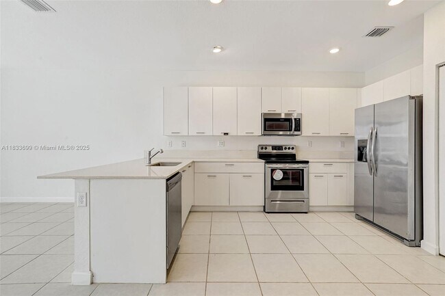 Building Photo - 12910 NW 23rd Pl