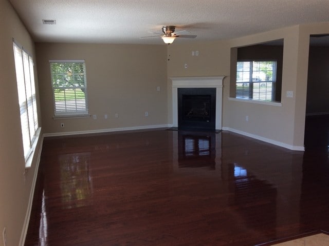 Building Photo - 4022 Houldsworth Dr