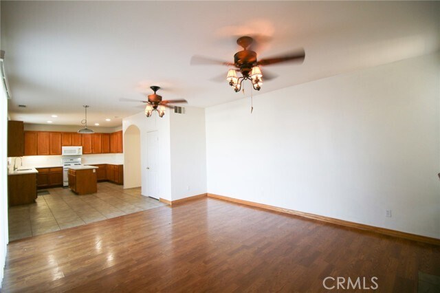 Building Photo - 28782 Vela Dr
