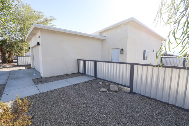 Building Photo - 66017 Acoma Ave