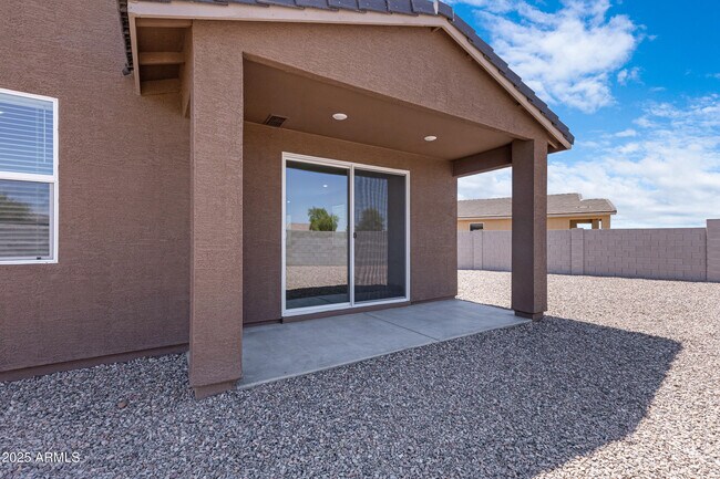 Building Photo - 30450 Sage St