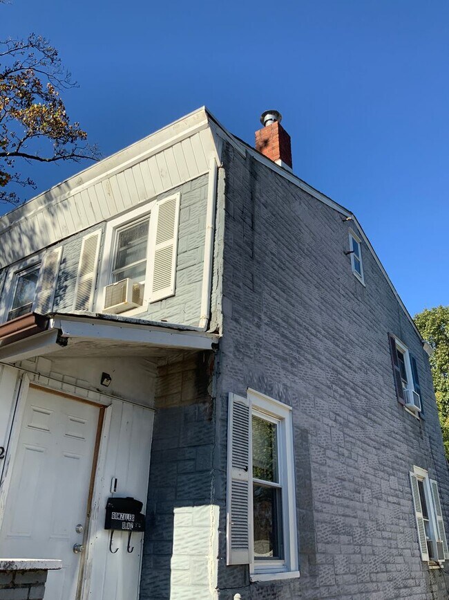 Building Photo - Move in Ready
