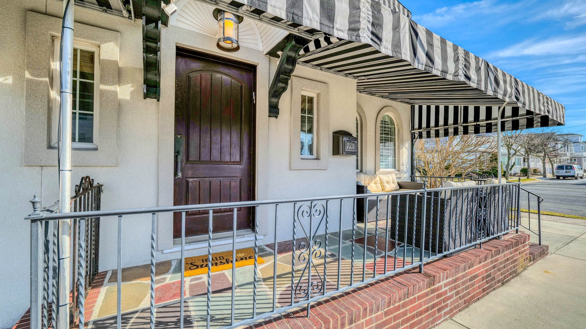 Building Photo - 7501 Ventnor Ave