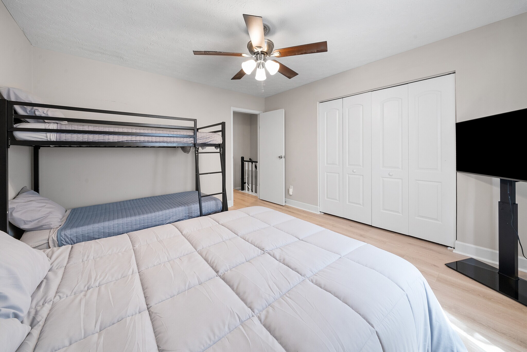 Building Photo - 8182 McGuire Dr