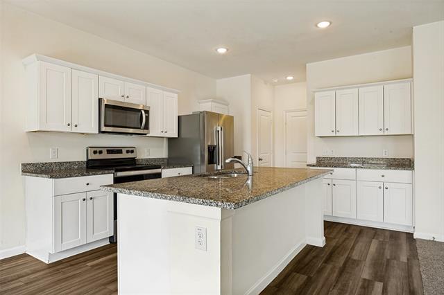 Building Photo - 1702 Marquette Dr