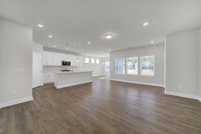 Building Photo - Beautiful 3 Bed 2 Bath Home In Monroe