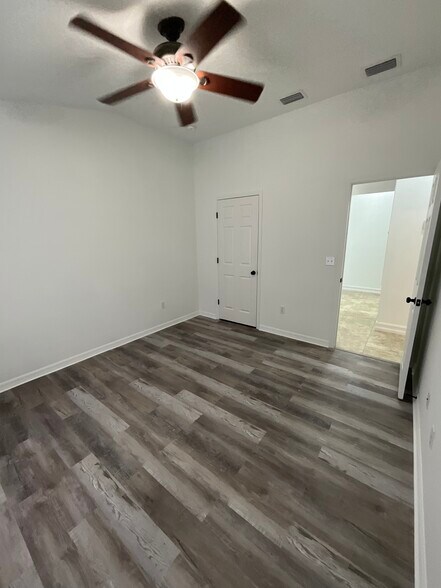 Building Photo - 1451 Morgan Ct