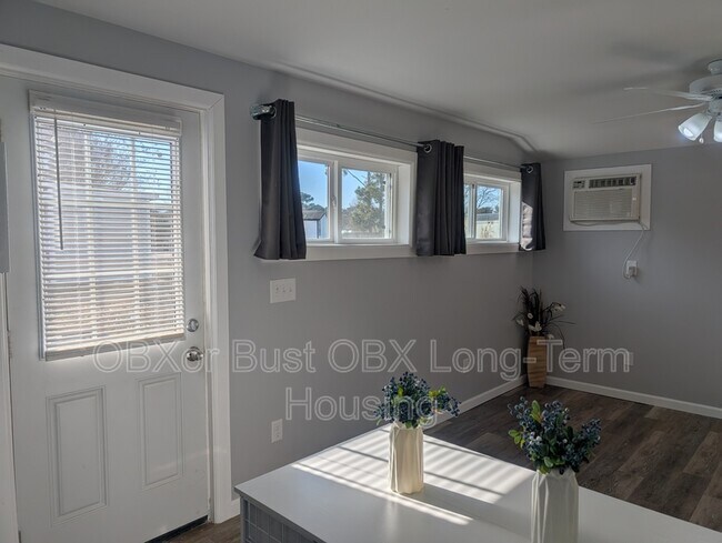 Building Photo - 100-A Mallard Court