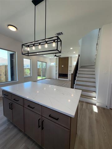 Building Photo - 5634 Mesa Cir
