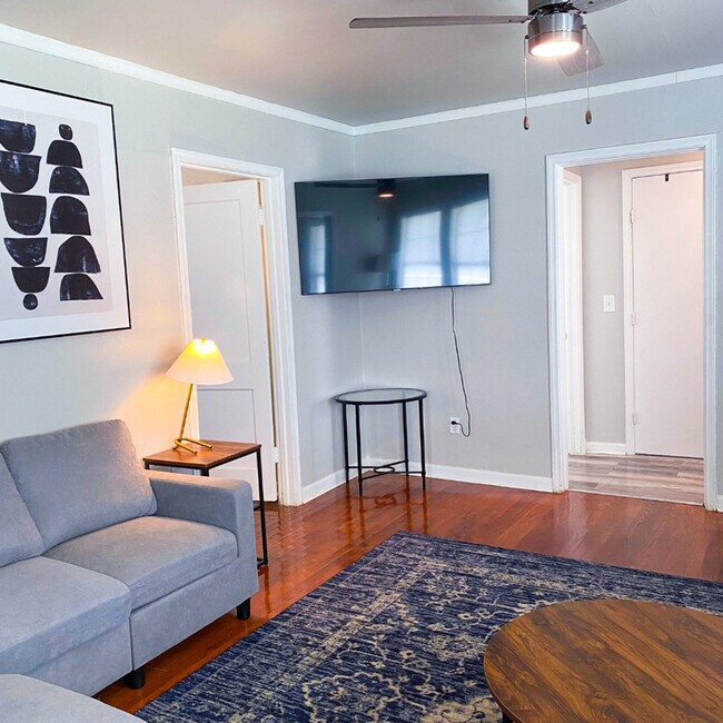 Building Photo - 1538 S 19th St