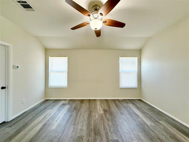 Building Photo - 240 Crowfoot Dr