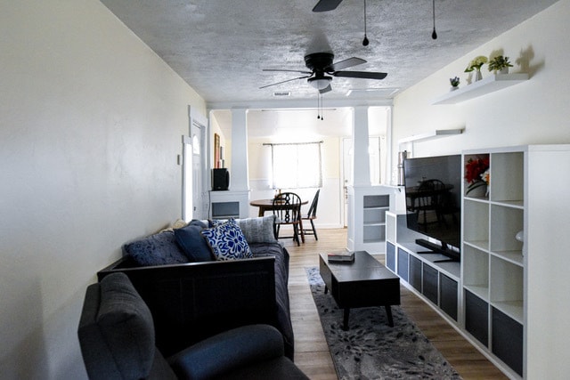 Building Photo - 205 S High St