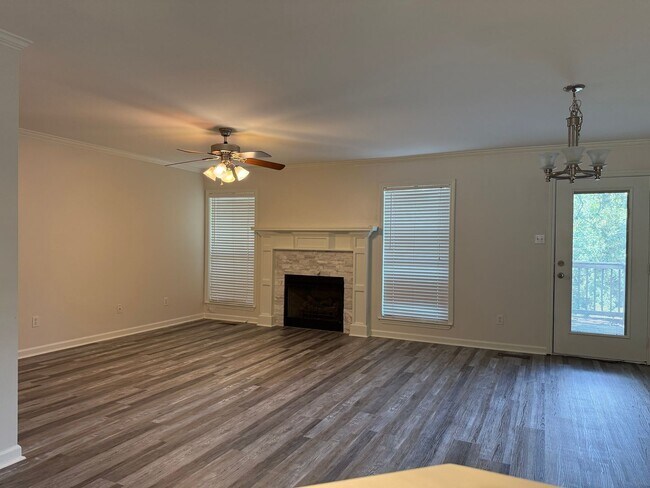Building Photo - 6309 Countryside Dr