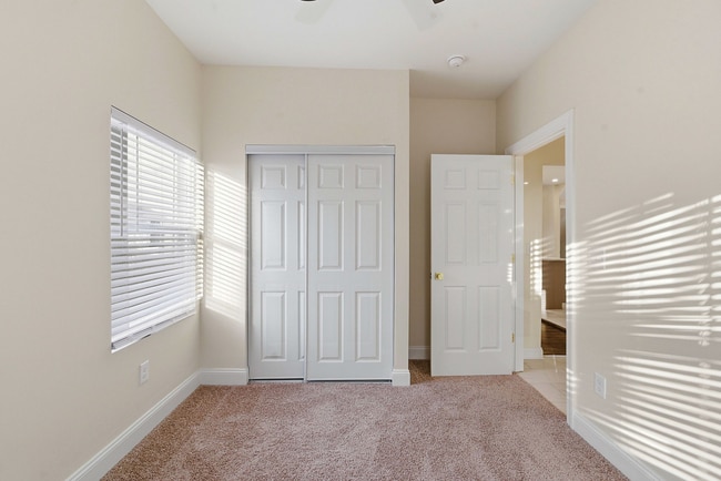 Building Photo - 4414 Whetsel Ave