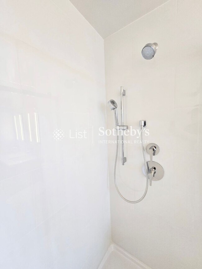 Building Photo - The Park on Keeaumoku #2919L | Honolulu, HI