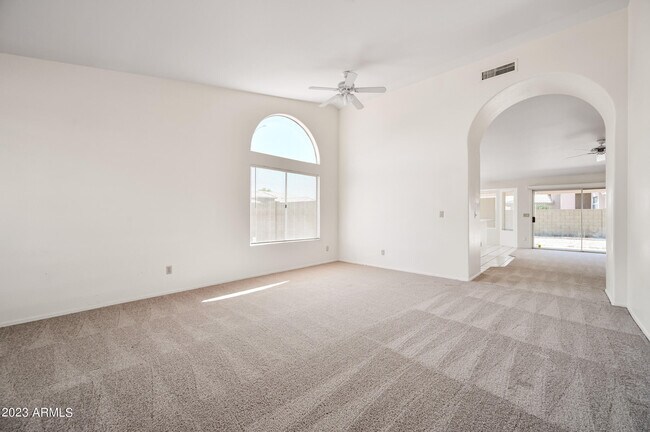 Building Photo - 856 54 Cir