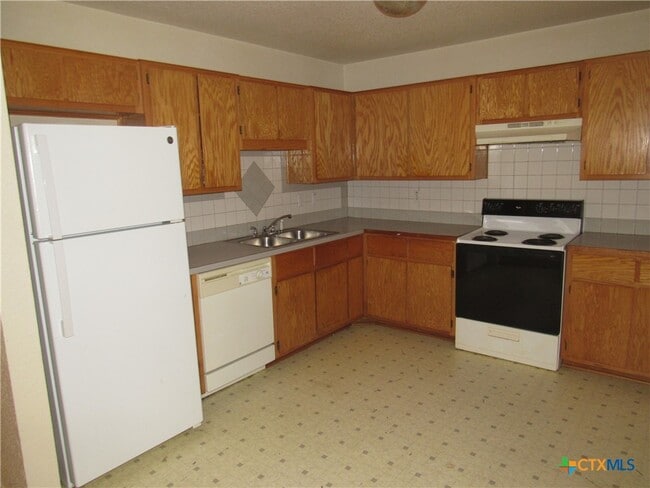 Building Photo - 3807 Hitchrock Dr