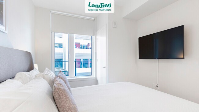 Building Photo - 111 Parkway Pl