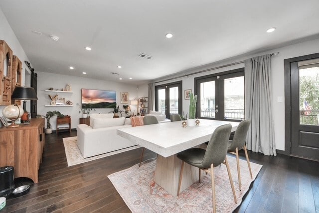 Building Photo - 1410 Hyde Park Blvd