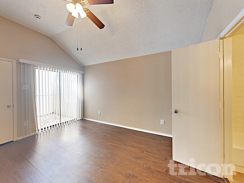 Building Photo - 1734 Windmill Ln